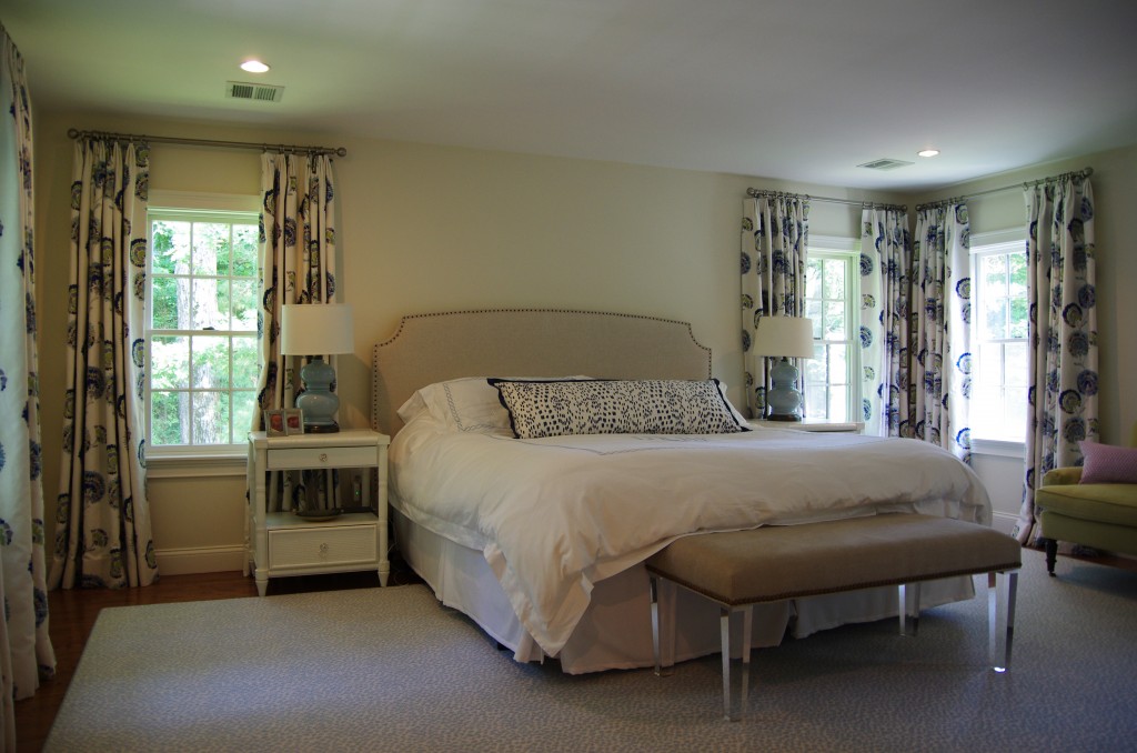 Nice and cozy badroom in Newton, MA